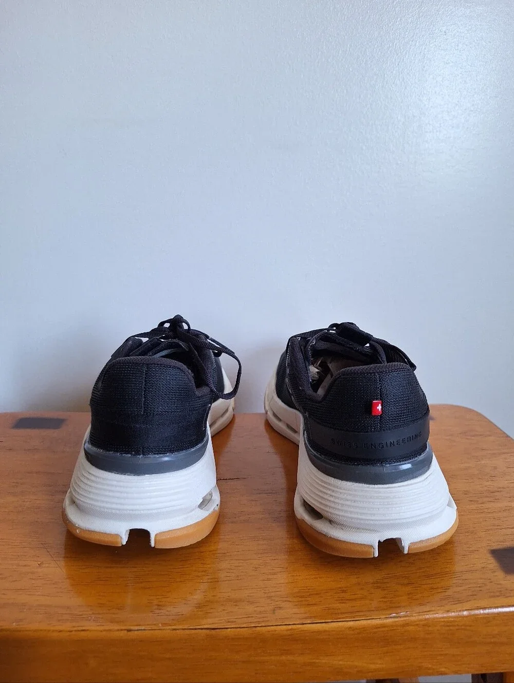 On Cloudnova Form 2 Women's Black/ Ivory Size 6.5